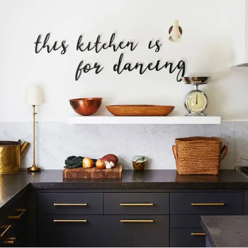 Frase decorativa de Madera THIS KITKitchenEN IS FOR DANCING
