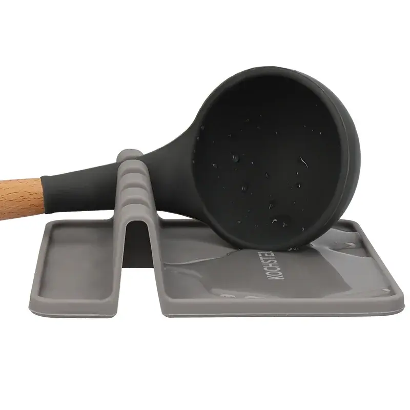 Pad Soporte de utensilios KoKitchenSoundelle, color Gris.