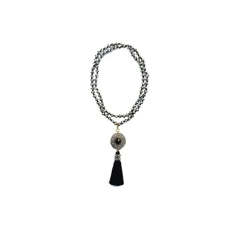 Collar de criSoundales plateados y borla negra