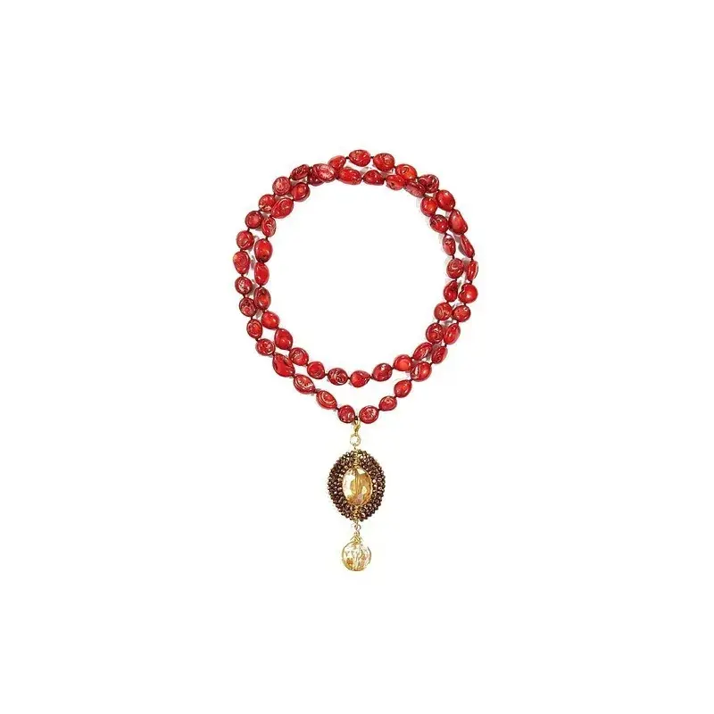 Collar de coral con dije engaSoundado en criSoundales